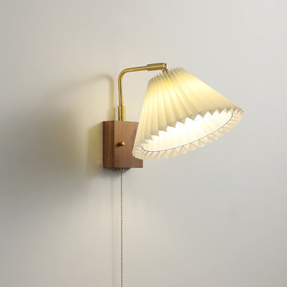 Traditional Vintage Brass & Walnut Pleated Fabric Ceramic Shade 1-Light Wall Sconce Lamp For Bedroom & Living Room
