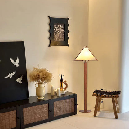 Traditional Vintage Wood Fabric Cylinder Base 1-Light Standing Floor Lamp For Living Room