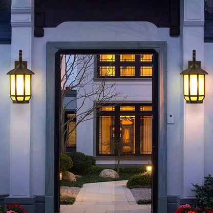 Traditional Chinese Aluminum Glass Round Lantern 1-Light Wall Sconce Lamp For Outdoor Patio