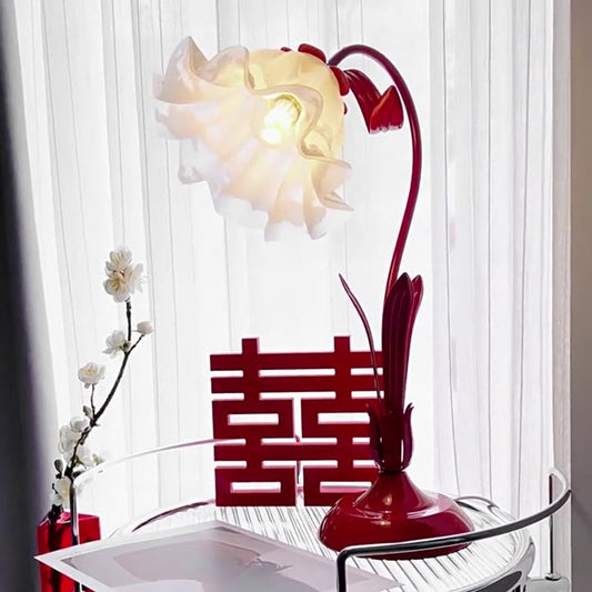 Traditional Chinese Iron Glass Floral Shade 1-Light Table Lamp For Bedroom