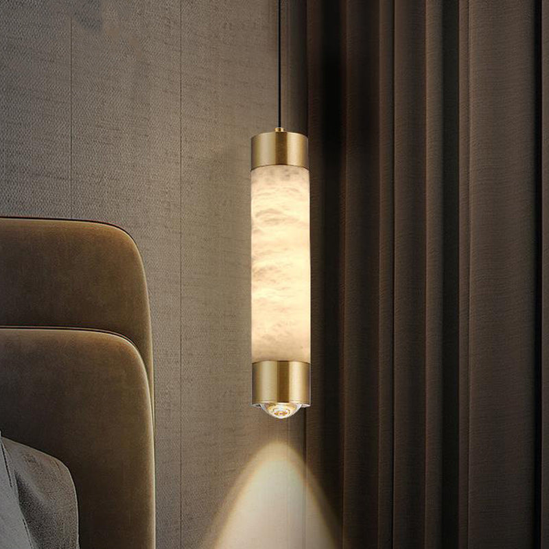 寝室に最適な、現代的な高級真鍮とアラバスター製のシリンダー型LEDペンダントライト