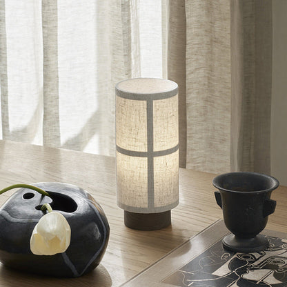 Traditional Japanese Fabric & Wood Cylindrical 1-Light Table Lamp For Bedroom