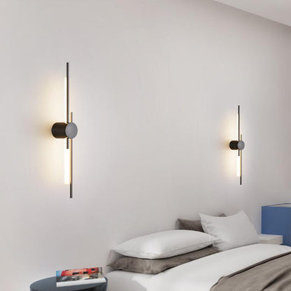 Modern Minimalist Brass And Acrylic Linear LED Wall Sconce Lamp For Bedroom And Living Room