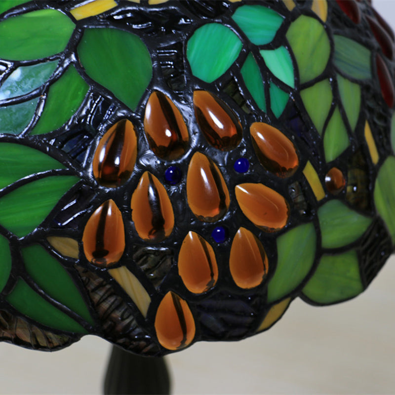 Traditional Tiffany Zinc Alloy & Stained Glass Round 1-Light Table Lamp For Bedroom & Living Room
