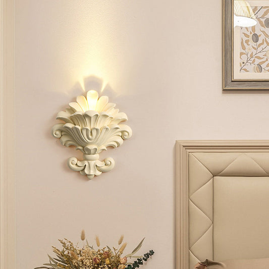 Traditional Vintage Resin Glass Metal Shell Carved 1-Light Wall Sconce Lamp For Bedroom & Living Room