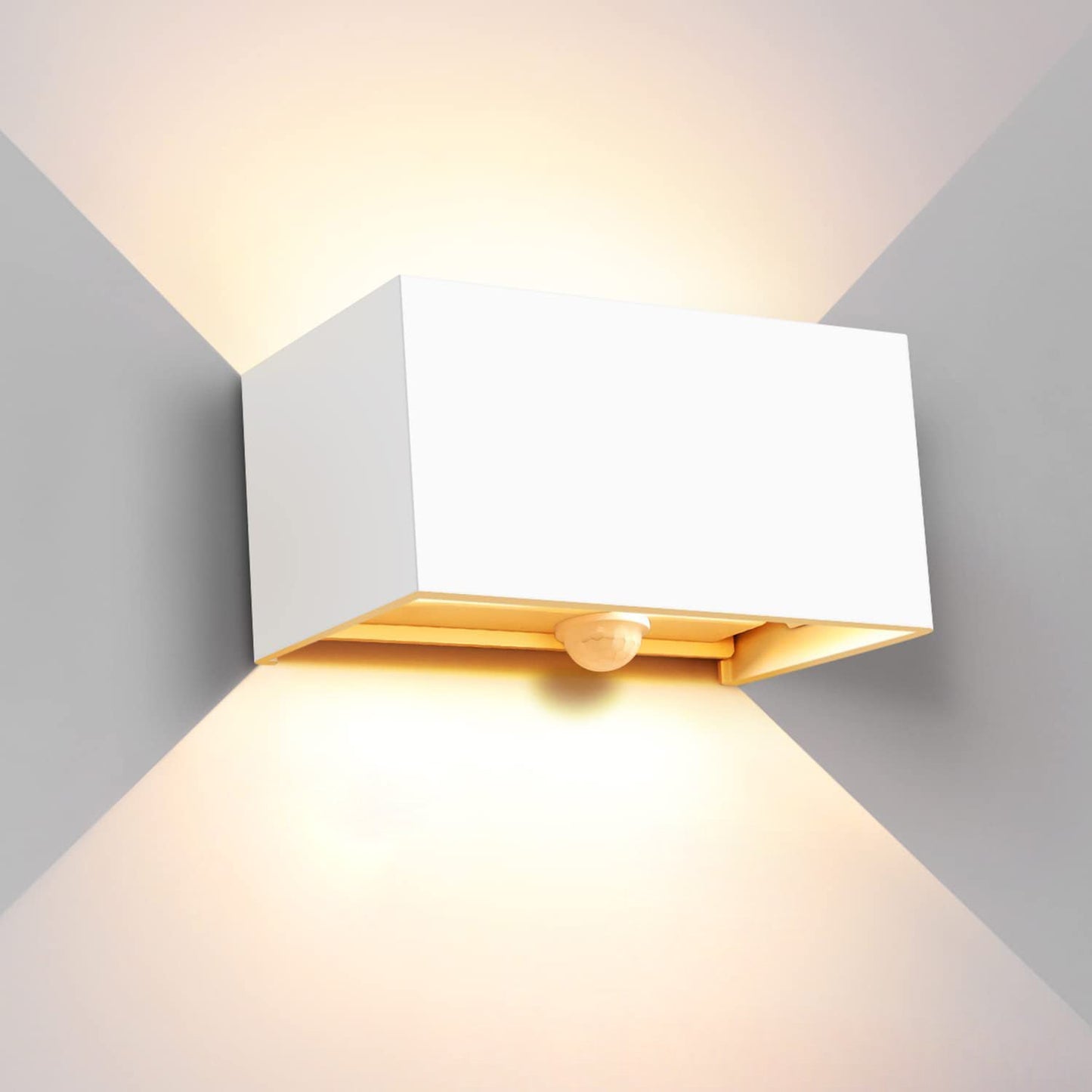 مصباح حائط LED مستطيل الشكل من الألومنيوم بتصميم عصري وبسيط للفناء الخارجي
