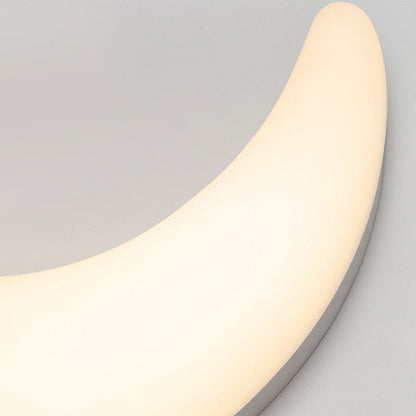 Modern Minimalist Acrylic Brass Crescent-Shaped LED Wall Sconce Lamp For Bedroom