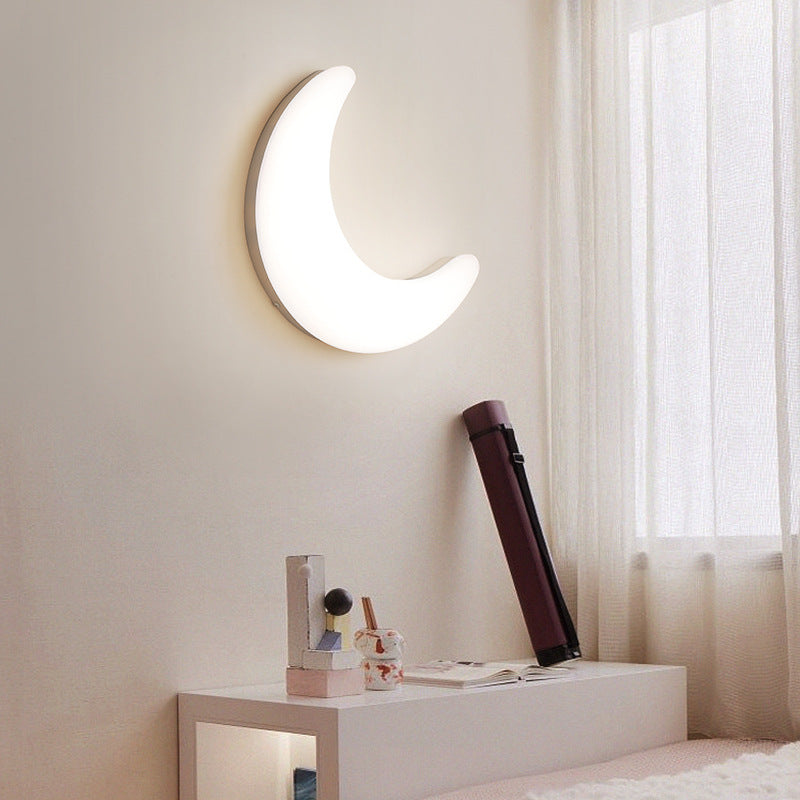 Modern Minimalist Acrylic Brass Crescent-Shaped LED Wall Sconce Lamp For Bedroom