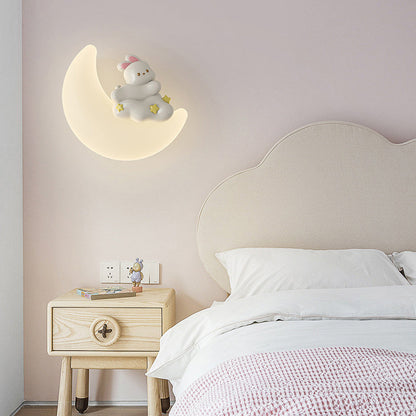 Modern Art Deco PE Iron Crescent LED Wall Sconce Lamp For Bedroom