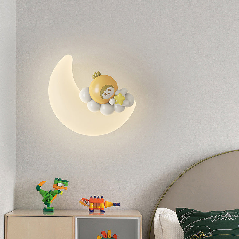 Modern Art Deco PE Iron Crescent LED Wall Sconce Lamp For Bedroom