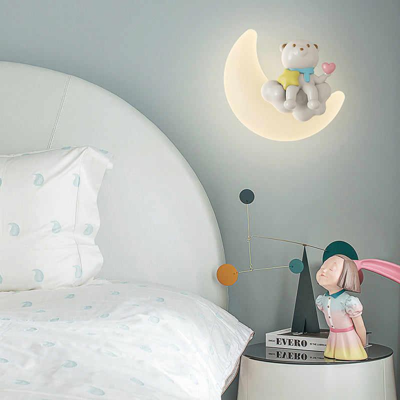 Modern Art Deco PE Iron Crescent LED Wall Sconce Lamp For Bedroom