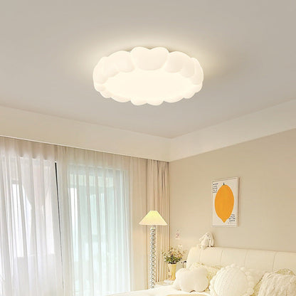 Modern Art Deco Kids Iron PE Heart-Shaped Round LED Flush Mount Ceiling Light For Bedroom