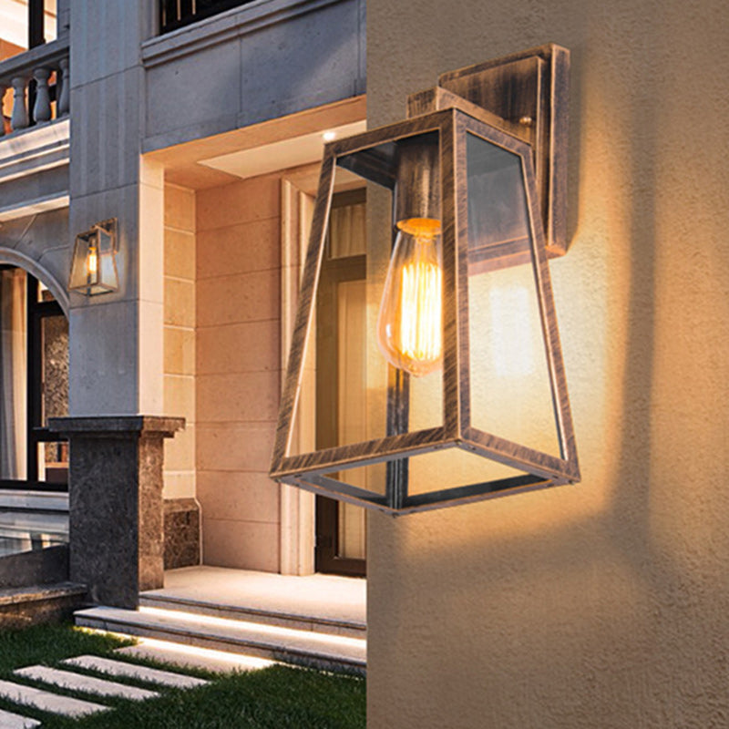 Traditional Vintage Iron Glass Lantern-Style Trapezoid 1-Light Wall Sconce Lamp For Outdoor