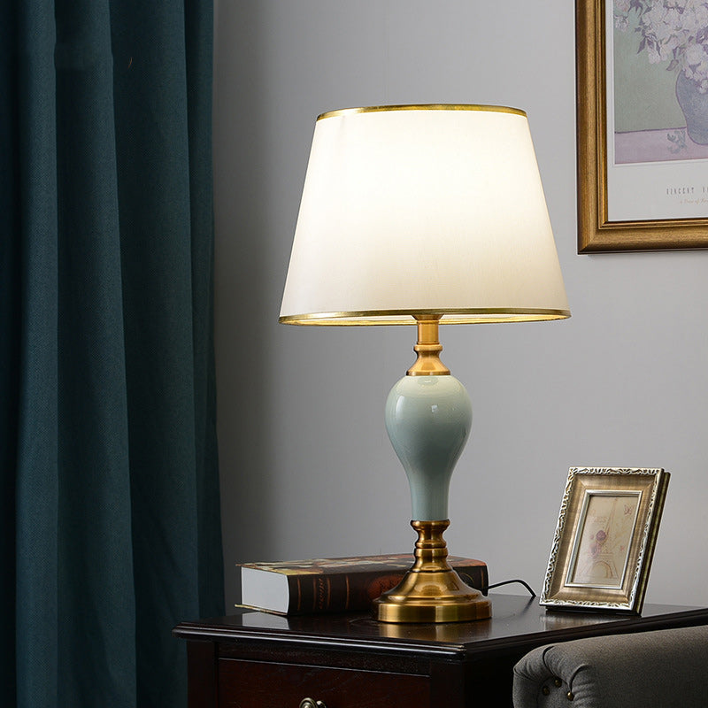 Traditional Chinese Brass Ceramic Fabric Round Fan-Shaped 1-Light Table Lamp For Bedroom