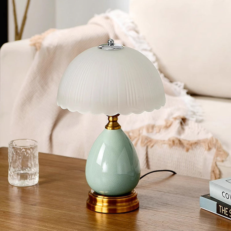 Traditional Vintage Ceramic Glass Metal Teardrop Half-Dome 1-Light Table Lamp For Bedroom