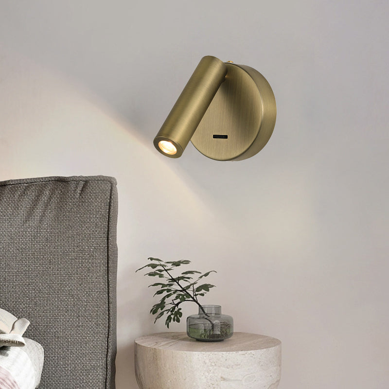 مصباح حائط LED دائري من الحديد والألومنيوم بتصميم إسكندنافي معاصر لغرفة المعيشة