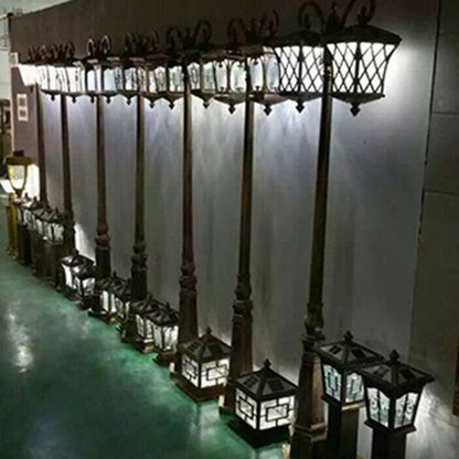 Traditional European Waterproof Aluminum Glass Lantern-Style 2/3-Light Outdoor Light Landscape Lighting For Garden & Outdoor Patio