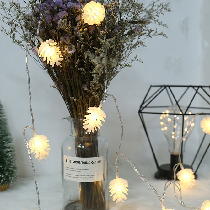 Modern Art Deco Waterproof Solar Battery PVC Pinecone LED String Light For Garden & Outdoor Patio