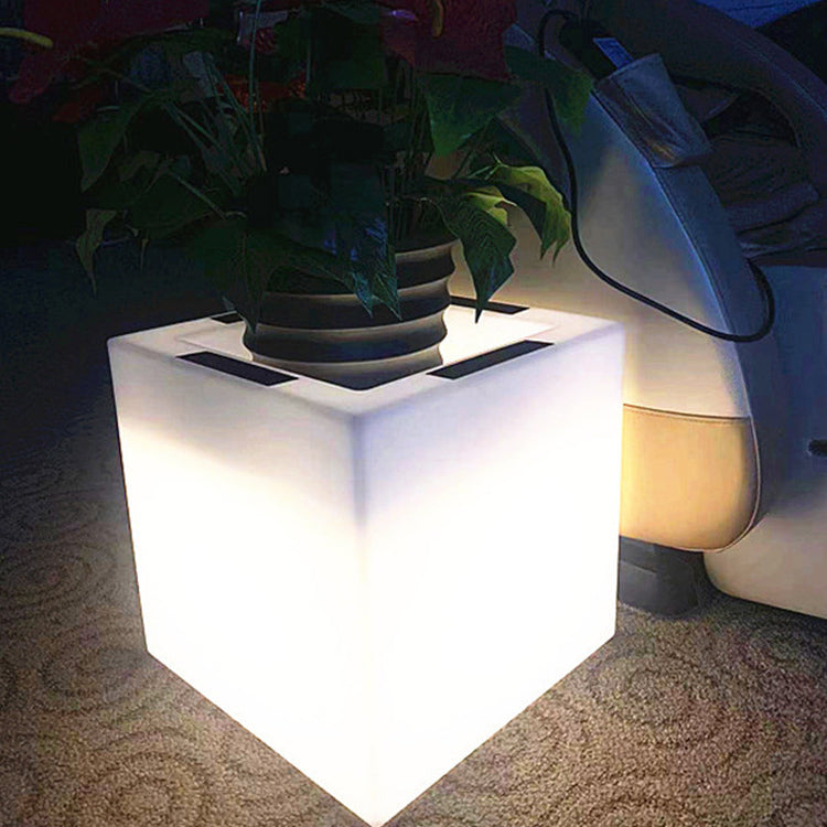 Modern Art Deco Solar Waterproof PE Square Planter LED Outdoor Light Landscape Lighting For Garden & Outdoor Patio