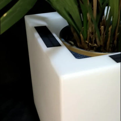 Modern Art Deco Solar Waterproof PE Square Planter LED Outdoor Light Landscape Lighting For Garden & Outdoor Patio
