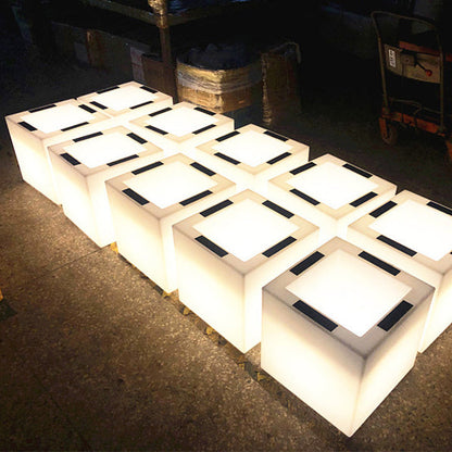 Modern Art Deco Solar Waterproof PE Square Planter LED Outdoor Light Landscape Lighting For Garden & Outdoor Patio