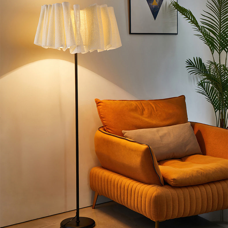 Traditional Japanese Marble Fabric & Metal Pleated 1-Light Standing Floor Lamp For Living Room And Bedroom