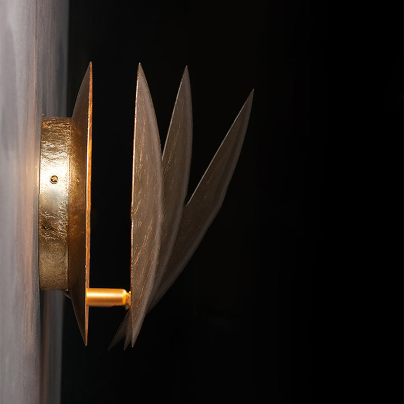 Contemporary Nordic Round Iron LED Wall Sconce Lamp For Bedroom