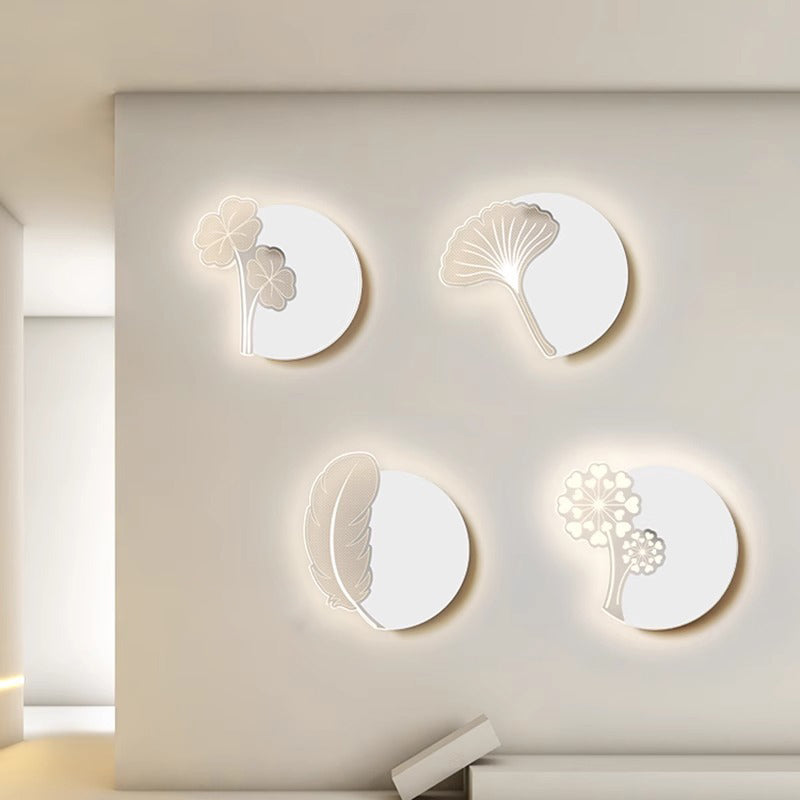 مصباح حائط LED مصنوع من الحديد الأكريليك على شكل زهرة على شكل ريشة بتصميم عصري بسيط لغرفة النوم 