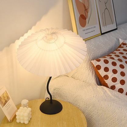 Contemporary Scandinavian Pleated Fan-Shaped Round Iron Fabric 1-Light Table Lamp For Bedroom