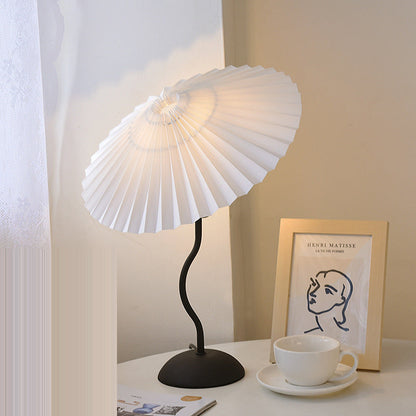 Contemporary Scandinavian Pleated Fan-Shaped Round Iron Fabric 1-Light Table Lamp For Bedroom