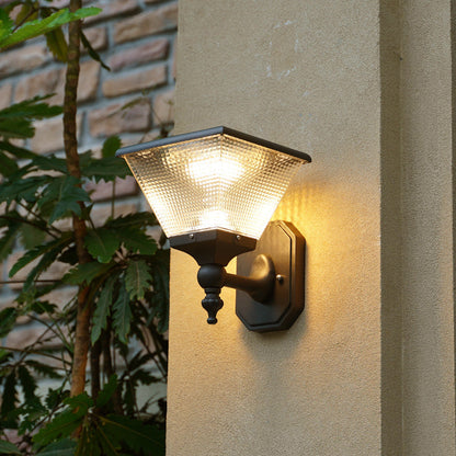 مصباح حائط LED دائري مربع الشكل مصنوع من الألومنيوم بتصميم عصري بسيط مقاوم للماء يعمل بالطاقة الشمسية للفناء الخارجي 