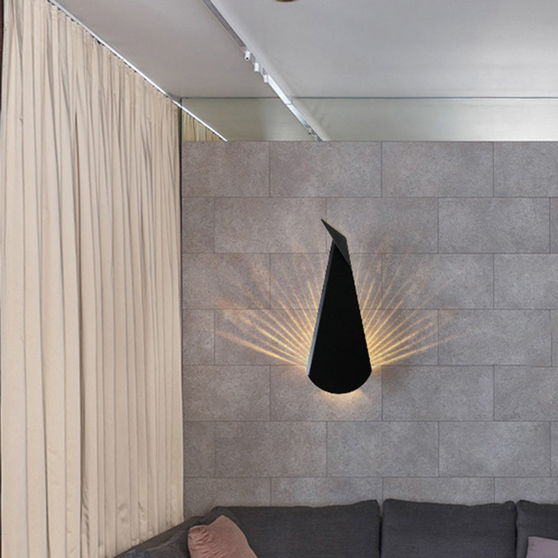 Contemporary Creative Triangle Peacock Shape Scattered Light Iron Shade LED Wall Sconce Lamp For Living Room