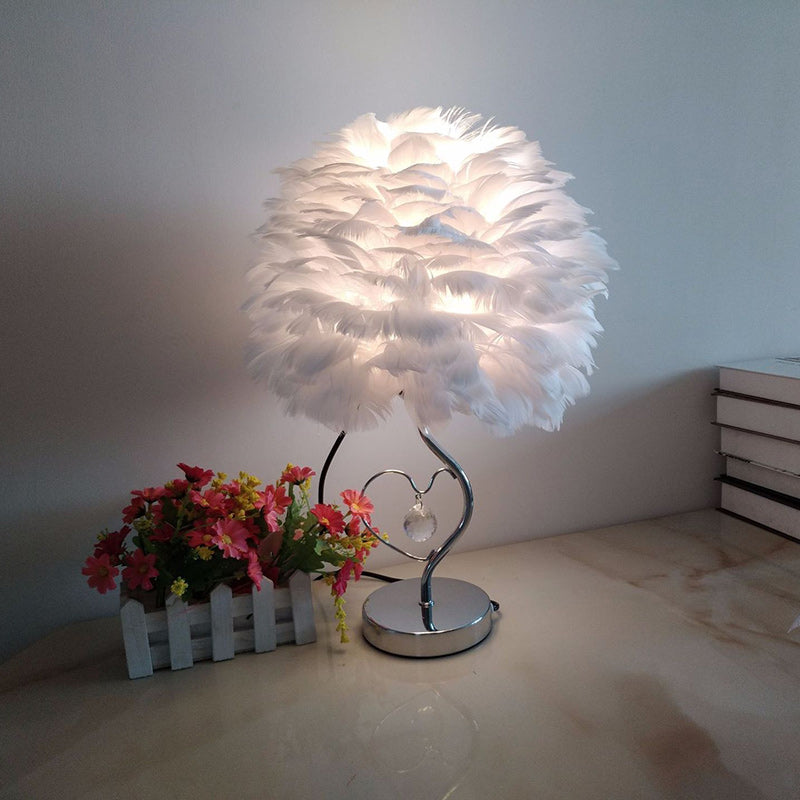 Modern Art Deco Heart Feather Iron Rod 1-Light Table Lamp For Bedroom