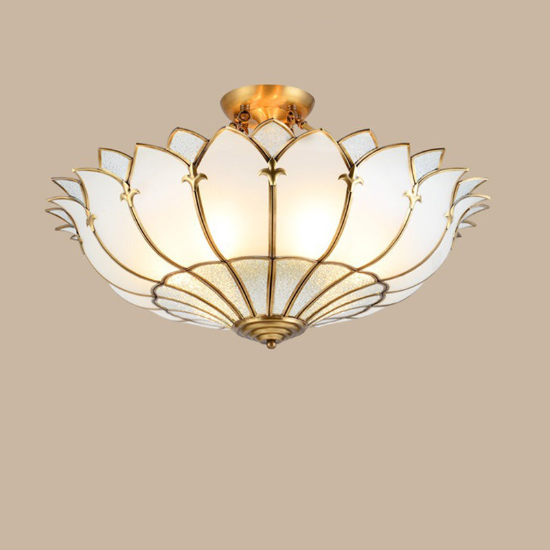 伝統的なフレンチドーム型の花びら模様の銅フレームガラスシェード4/6/8灯セミフラッシュマウント天井照明（リビングルーム用） 