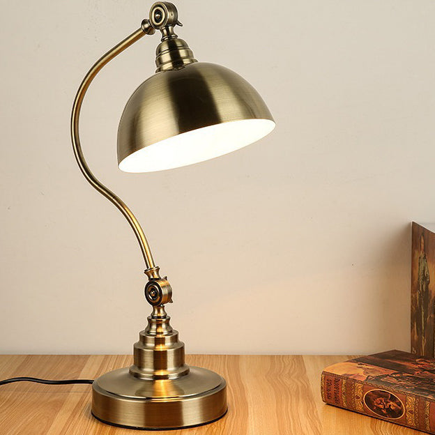 Traditional Vintage Curved Pole Dome Iron Frame 1-Light Table Lamp For Bedroom
