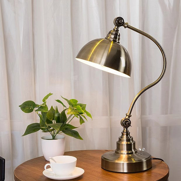 Traditional Vintage Curved Pole Dome Iron Frame 1-Light Table Lamp For Bedroom