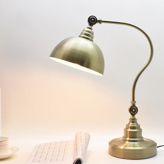 Traditional Vintage Curved Pole Dome Iron Frame 1-Light Table Lamp For Bedroom
