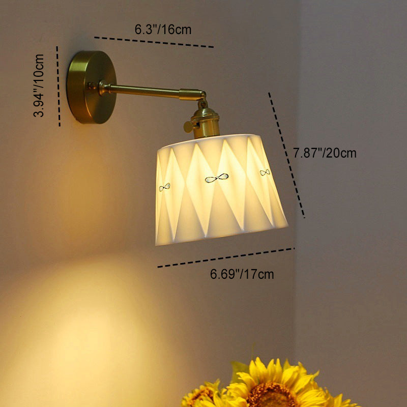 Traditional Vintage Round Hand Painted Pattern Brass Ceramic 1-Light Wall Sconce Lamp For Bedroom