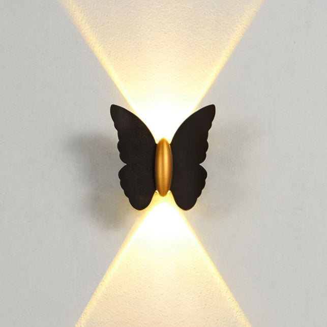 مصباح حائط LED من الألومنيوم على شكل فراشة مقاوم للماء بتصميم عصري بسيط للفناء الخارجي 