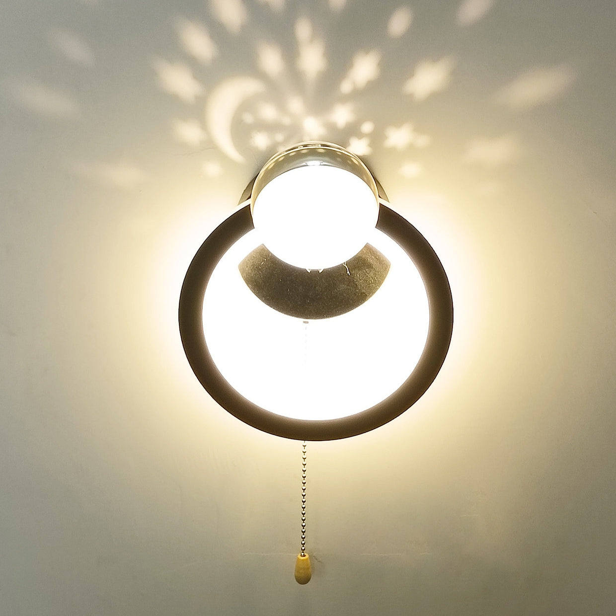 Contemporary Nordic Round Globe Iron Aluminum Acrylic LED Wall Sconce Lamp For Bedroom