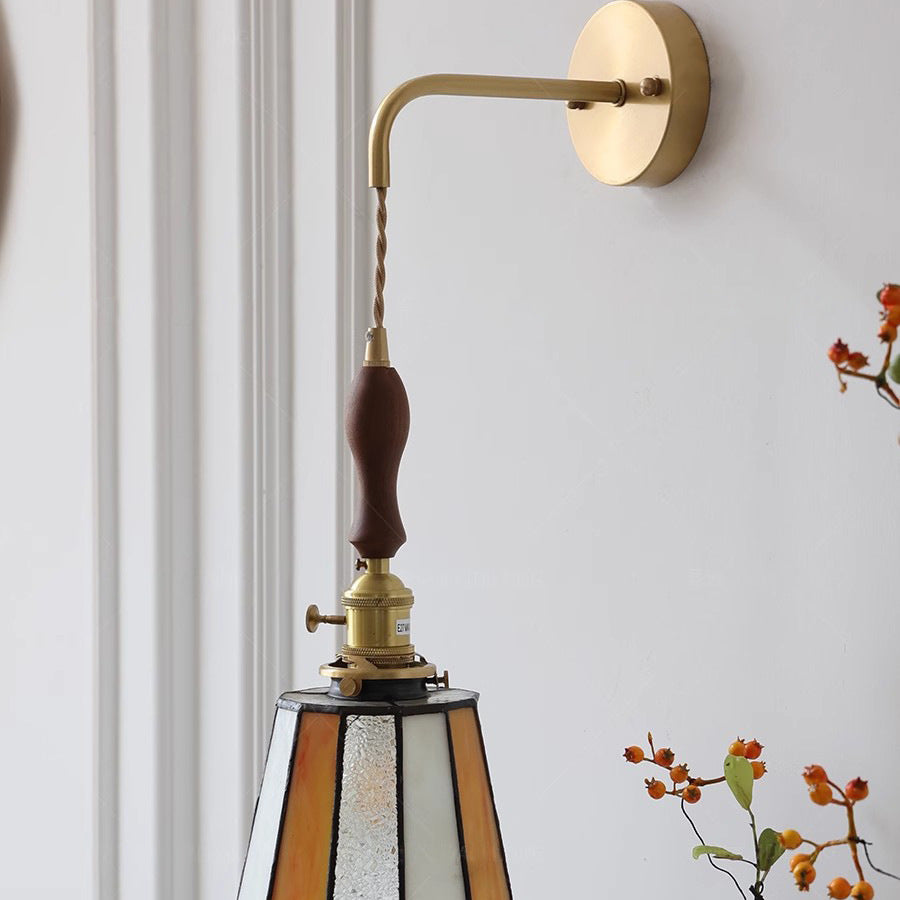 Traditional Vintage Round Trapezoidal Polygonal Brass Stained Glass Shade 1-Light Wall Sconce Lamp For Living Room