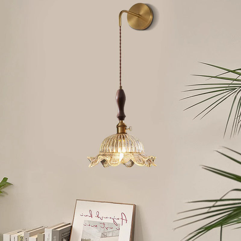 Traditional Japanese Flower Full Brass Glass Shade 1-Light Wall Sconce Lamp For Living Room