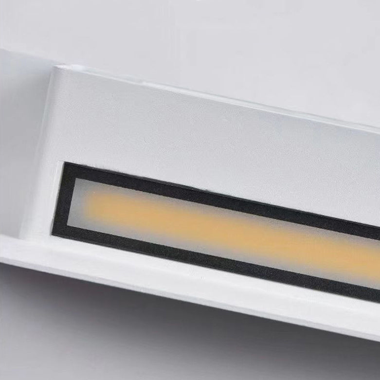 مصباح حائط LED مستطيل الشكل مصنوع من الألومنيوم والزجاج بتصميم عصري بسيط ومقاوم للماء للفناء الخارجي 