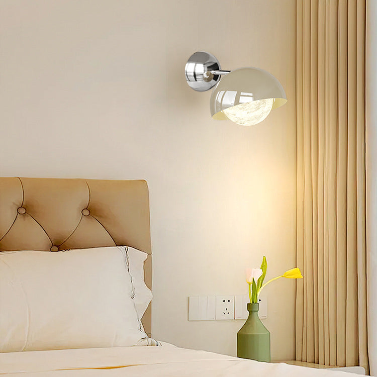 مصباح حائط LED بتصميم قبة نصف دائرية معاصرة إبداعية مصنوعة من الحديد البولي إيثيلين مع ظل القمر لغرفة النوم 