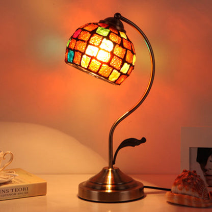Traditional Tiffany Round Dome Curved Pole Hardware Base Stained Glass Shade 1-Light Table Lamp For Bedroom