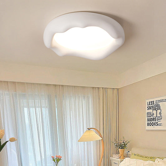 現代的でクリエイティブな丸型氷山型ウェーブ鉄樹脂アクリルシェードLEDフラッシュマウントシーリングライト寝室用