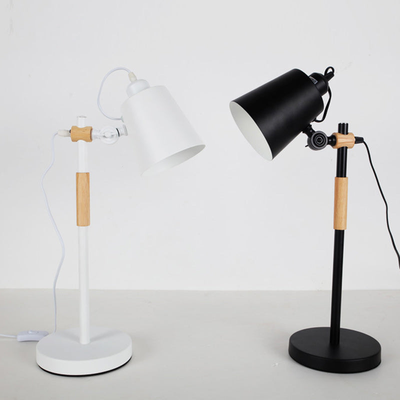 Modern Minimalist Cylinder Wood Hardware 1-Light Study Table Lamp For Bedroom