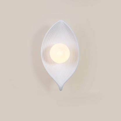 Traditional Japanese Resin Rotomolding Leaf-Shaped 1-Light Wall Sconce Lamp For Bedroom Or Hallway