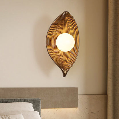 Traditional Japanese Resin Rotomolding Leaf-Shaped 1-Light Wall Sconce Lamp For Bedroom Or Hallway