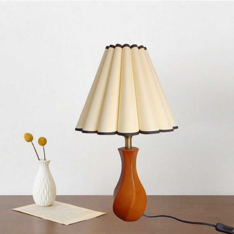 Traditional Vintage Drum Wood Fabric 1-Light Table Lamp For Living Room